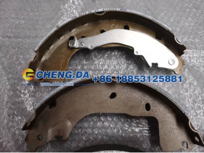 L1ED698525C,后刹车片（原厂）,山东鼎赞飞行汽车制造有限公司