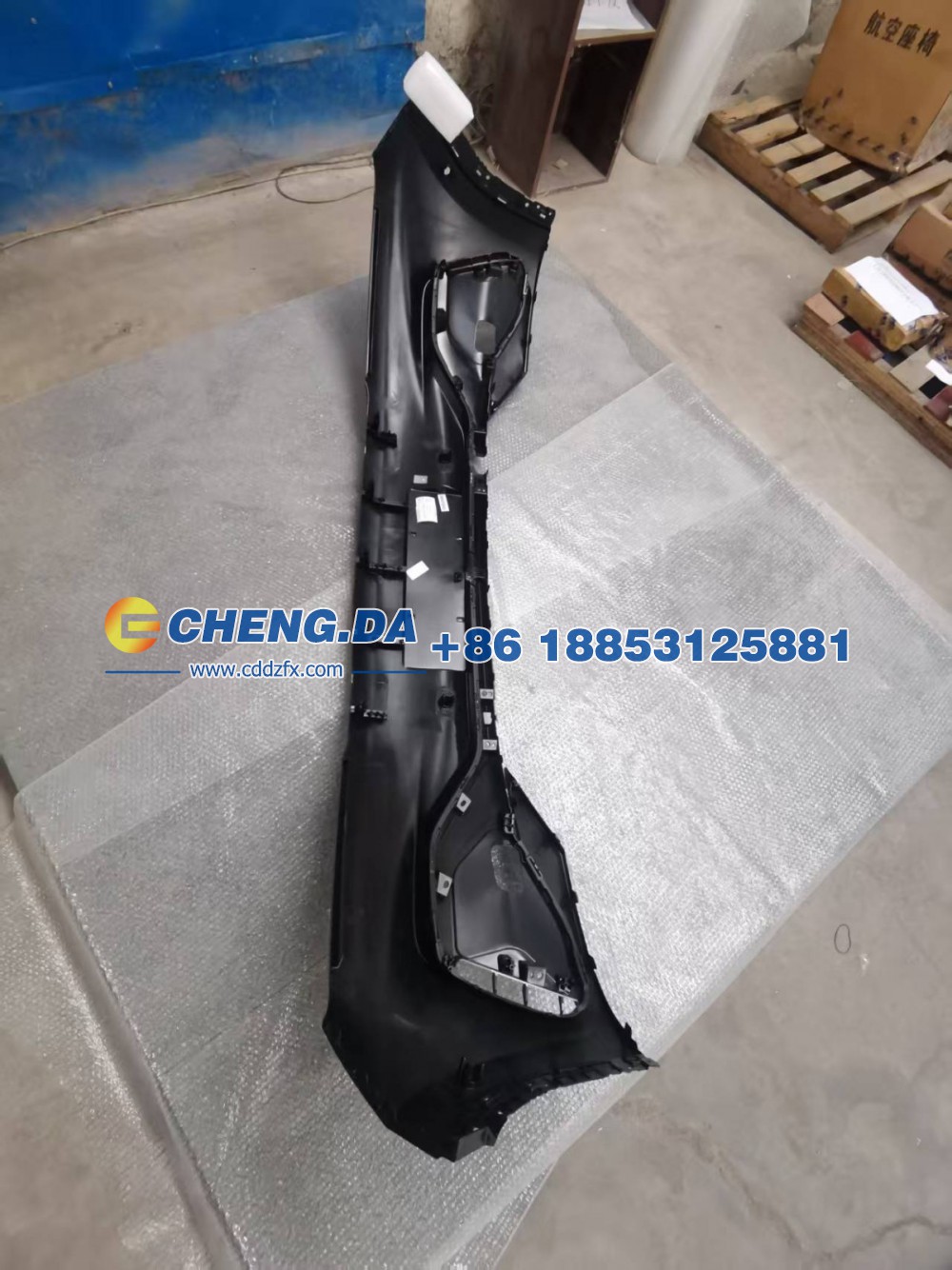 SC2E-2803111B,比亚迪元PLUS 前保险杠本体 底漆,山东鼎赞飞行汽车制造有限公司