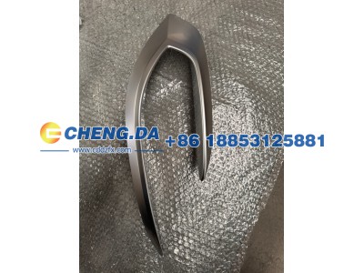 11D853842,右后雾灯的银色框,山东鼎赞飞行汽车制造有限公司