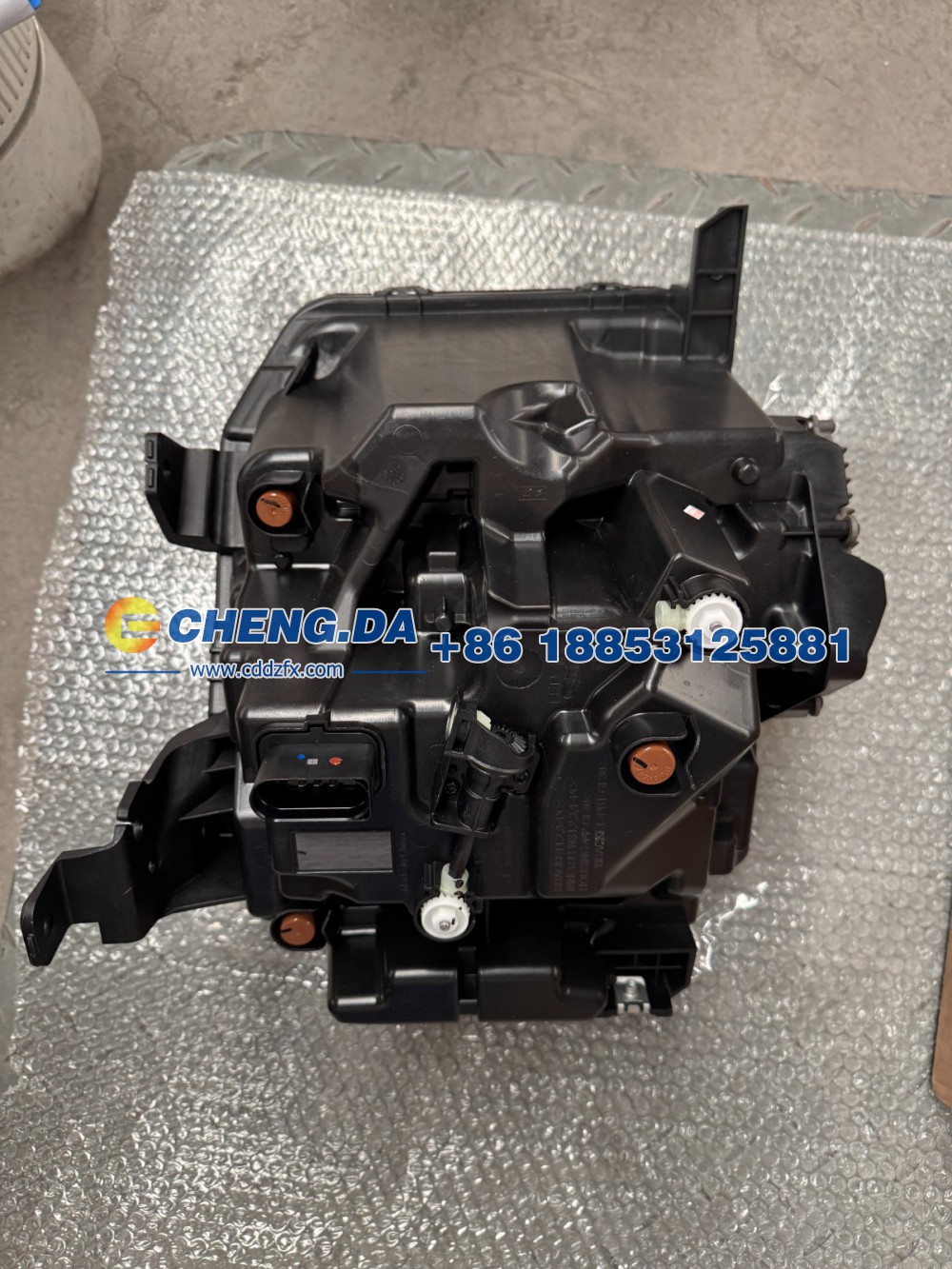 F26-4421010,左前大灯总成,山东鼎赞飞行汽车制造有限公司