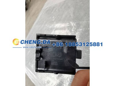 11D80724104,前拖车盖-烤漆,山东鼎赞飞行汽车制造有限公司