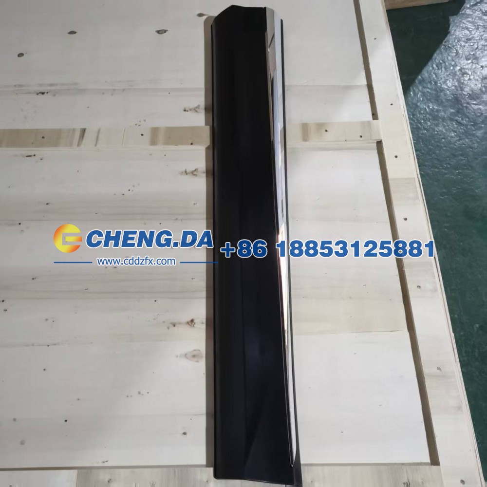 F18-5500160NA,DQ右前门装饰板总成-底漆,山东鼎赞飞行汽车制造有限公司