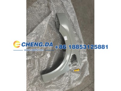 8894224927C15,前挡泥板左  白色,山东鼎赞飞行汽车制造有限公司