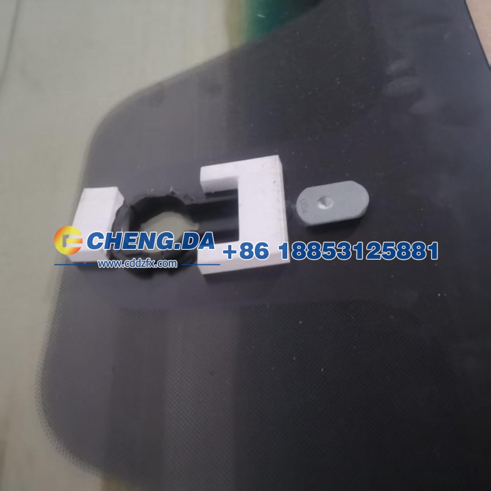 F08-5206010BE,前风挡玻璃带雨感座,山东鼎赞飞行汽车制造有限公司