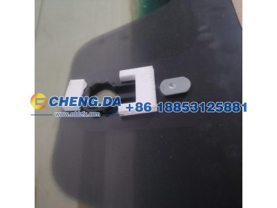 F08-5206010BE,前风挡玻璃带雨感座,山东鼎赞飞行汽车制造有限公司