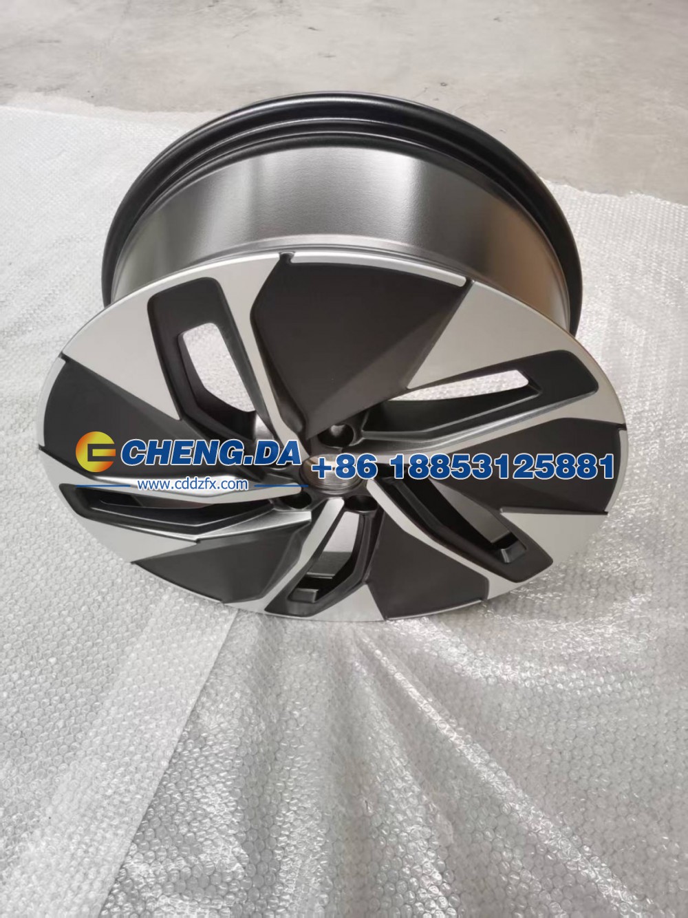 11G 601 025A,铝合金轮毂,山东鼎赞飞行汽车制造有限公司