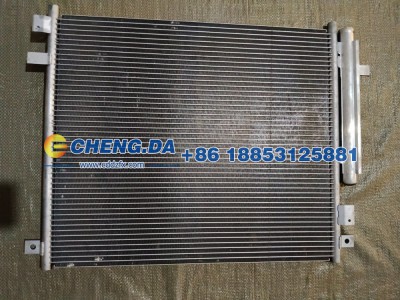 8105100P33H2,过冷式冷凝器及集液罐,山东鼎赞飞行汽车制造有限公司