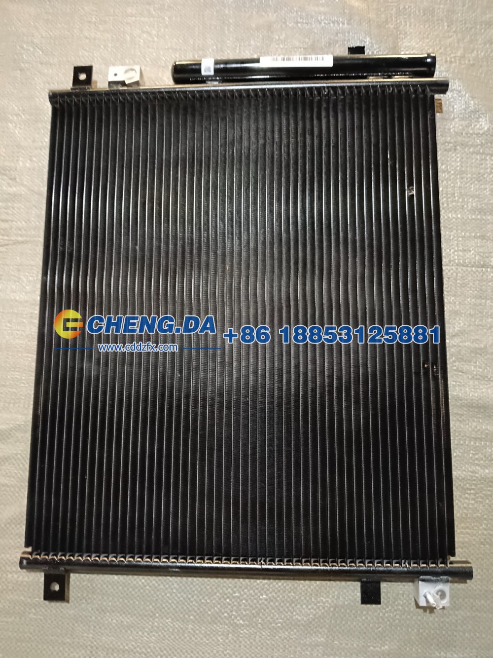 8105100P33H2,过冷式冷凝器及集液罐,山东鼎赞飞行汽车制造有限公司