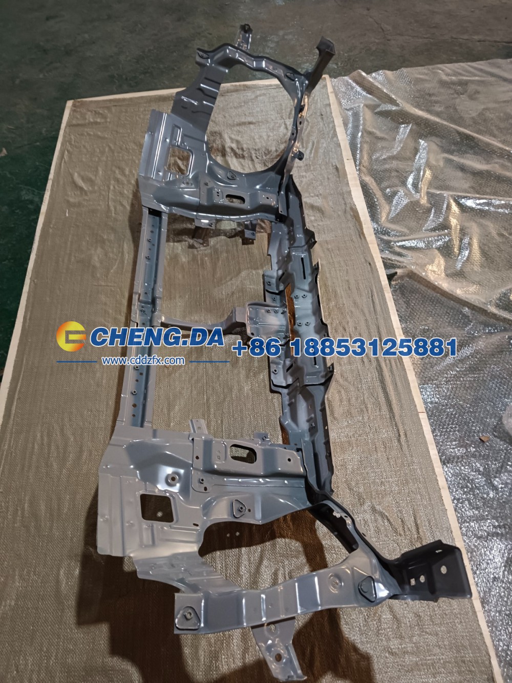 8401500P33H2,水箱框架发动机舱前部,山东鼎赞飞行汽车制造有限公司