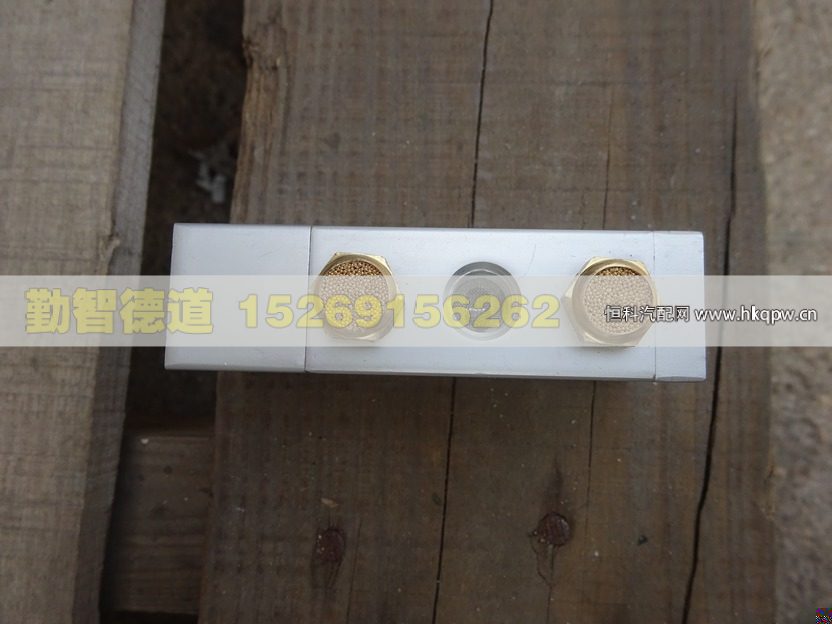12JS160T-1703052,,山東勤智德道汽車銷售有限公司