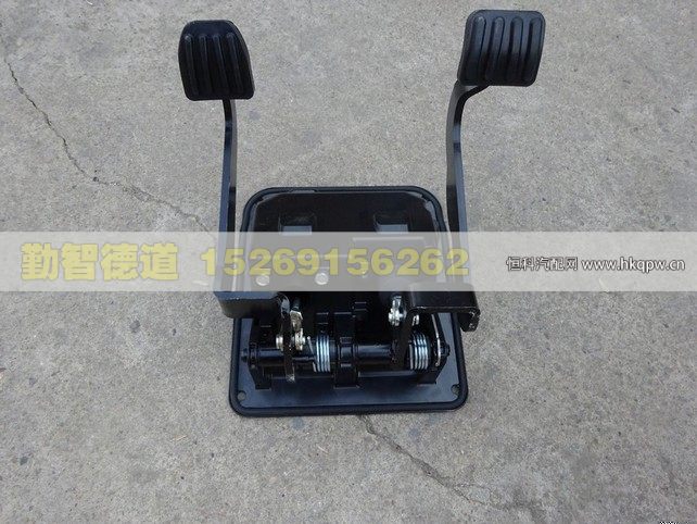 制动离合组合式踏板支架