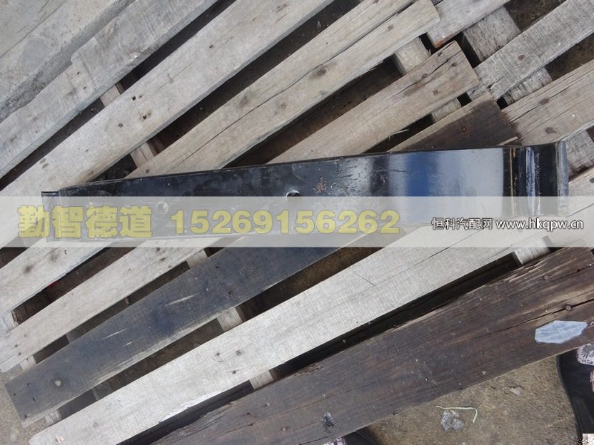 变速悬置安装梁