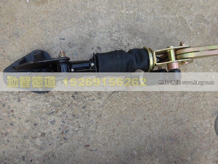 驾驶室左后悬置