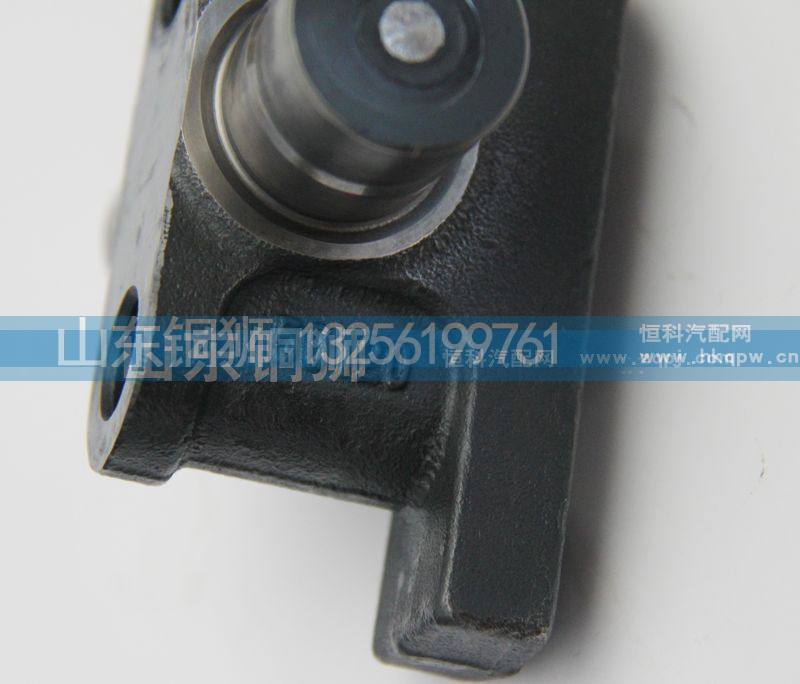 气门摇臂座/EGR两气门09款 VG1500050120  重汽新