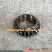 机油泵中间齿轮 61800070024 潍柴 WD618（618 车）