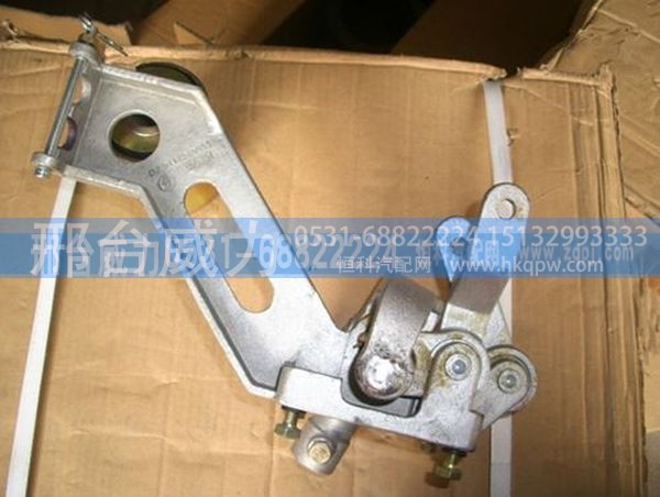 陕汽德龙F3000换挡杆总成DZ9114240533