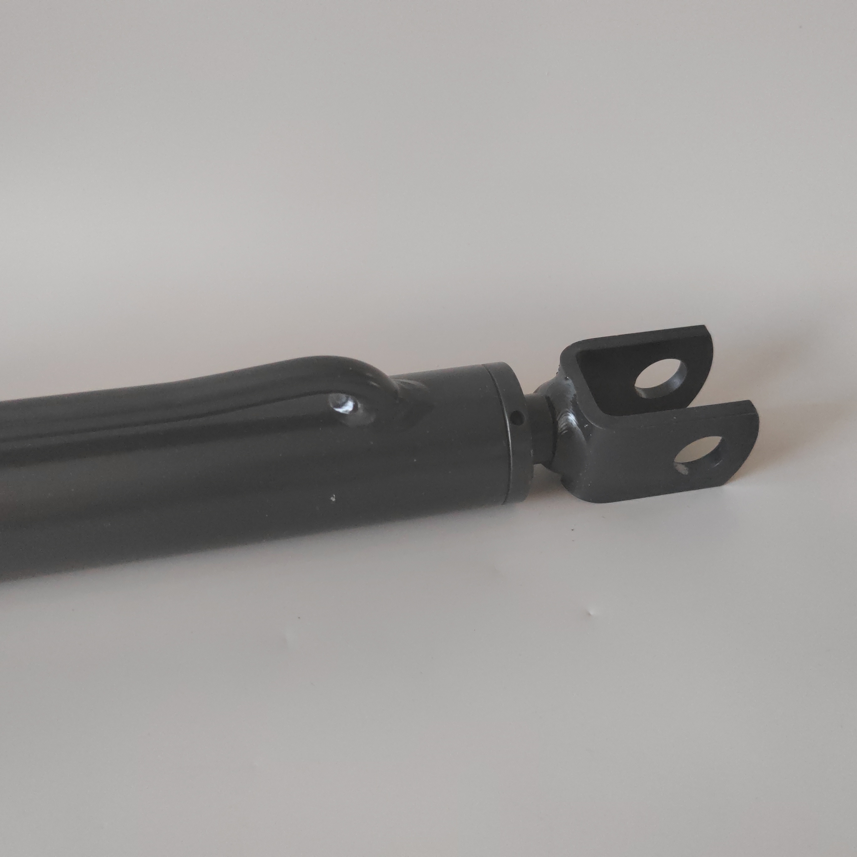83640152,,智瀚贸泽国际贸易（济南）有限公司