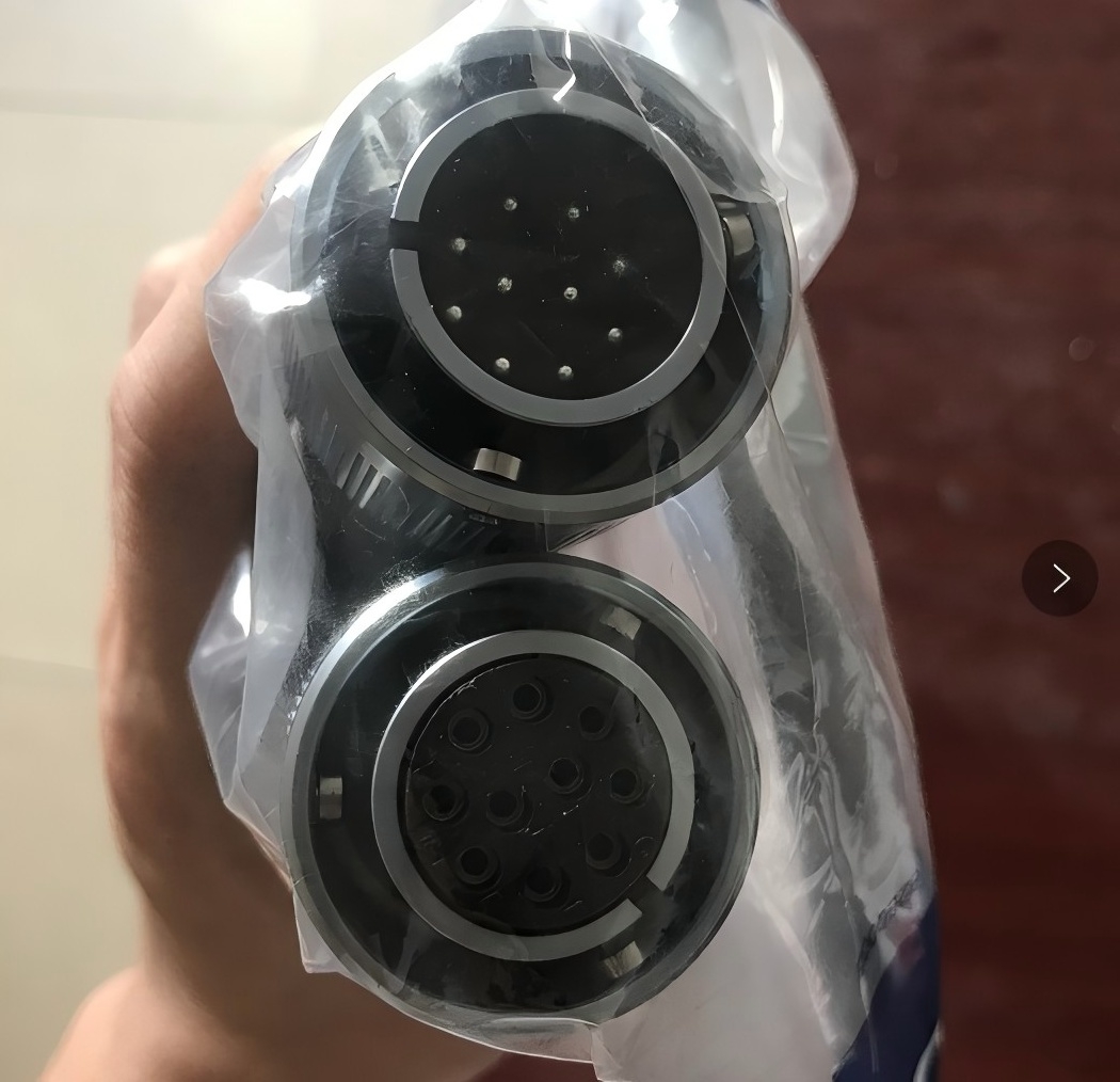 12844925,,智瀚贸泽国际贸易（济南）有限公司