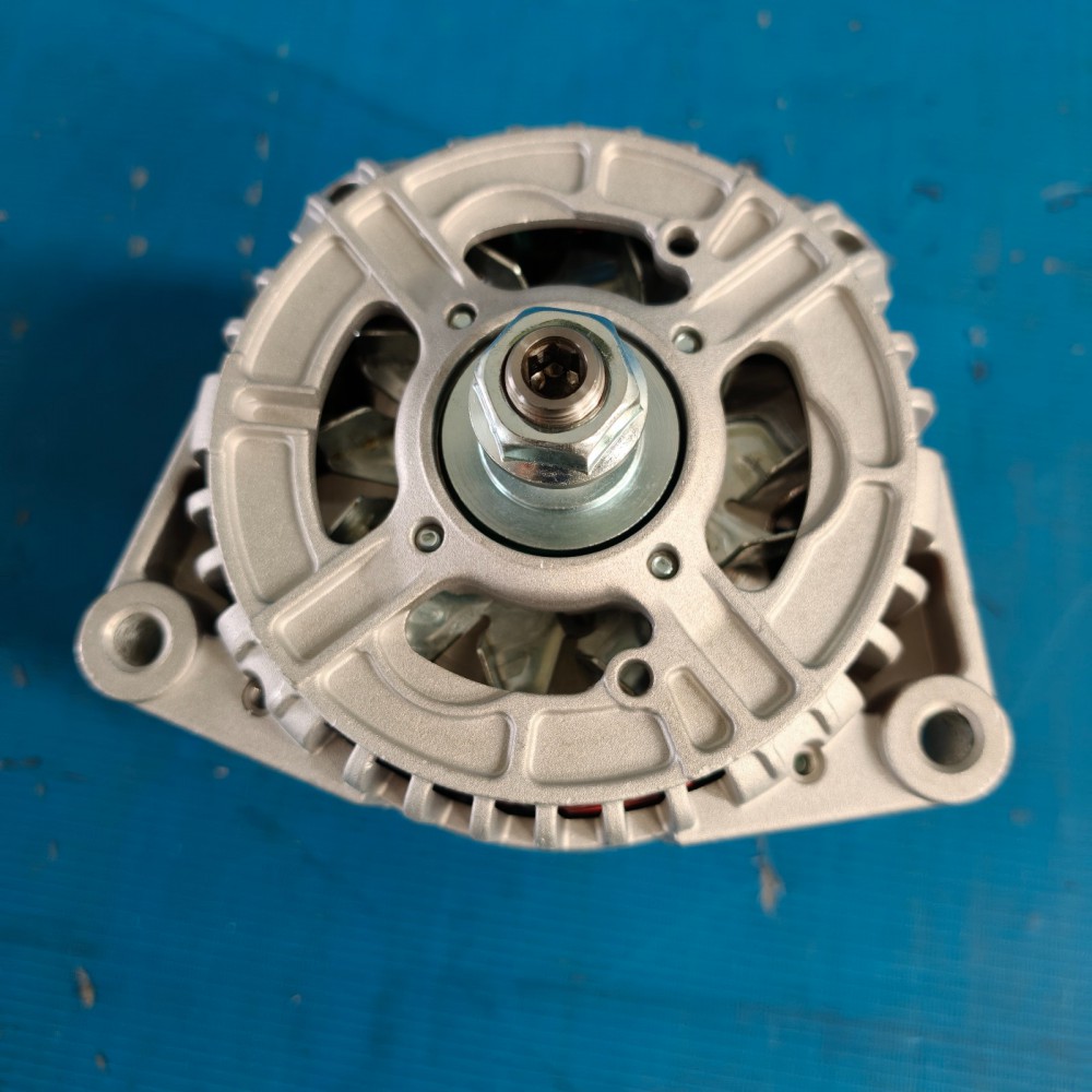 01183191  通用号01182399    28V80A   发电机  副厂/01183191
