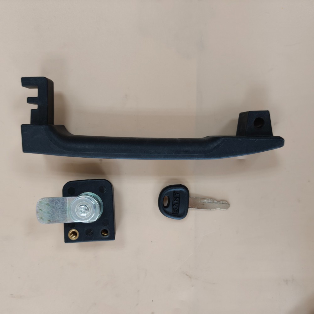 215C,Sany215C挖机门把手   副厂  单重0.3kg,智瀚贸泽国际贸易（济南）有限公司